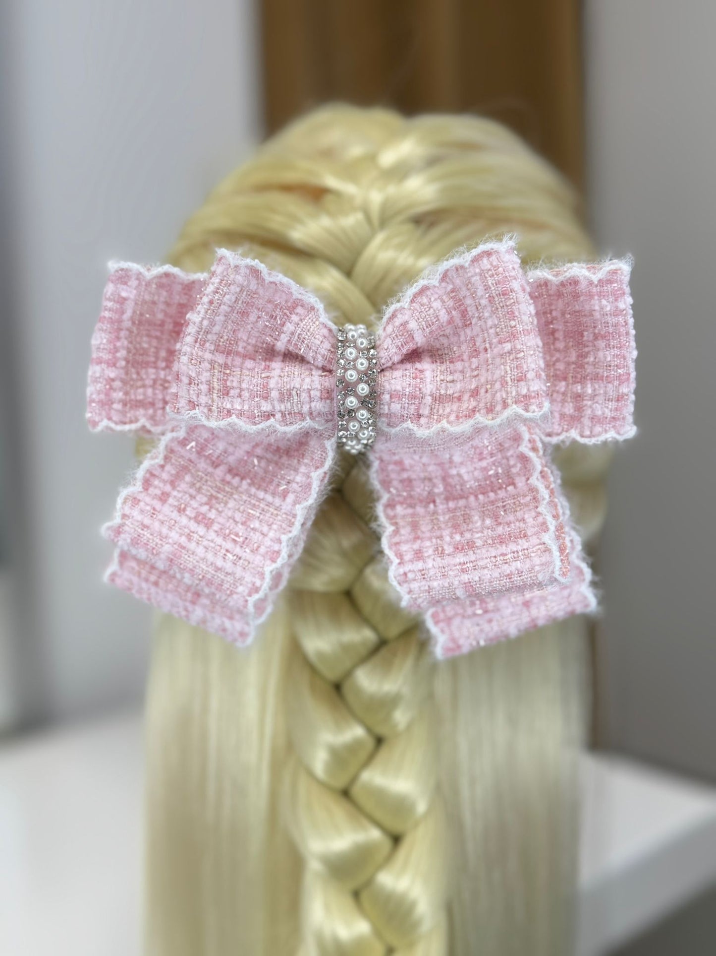 Blush Élégance bow