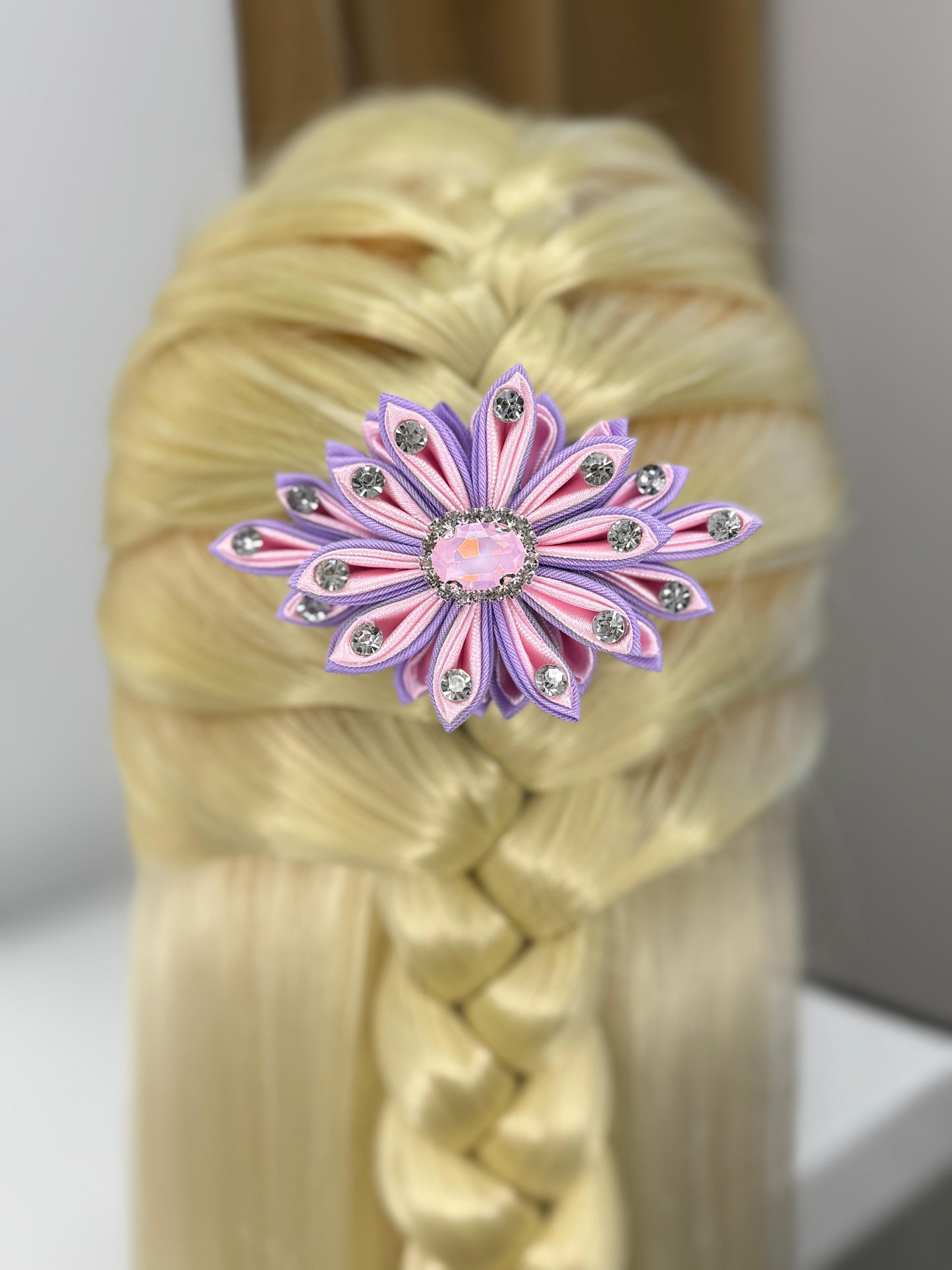 Mašľa Bombe Éclatante